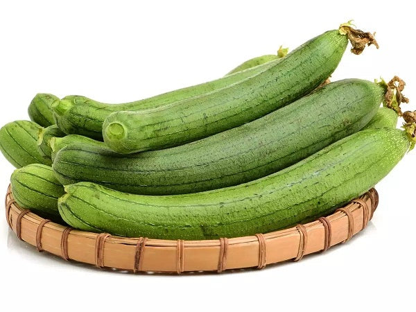 Fresh Turai - Spong Gourd - 400- 450 g - salpers.ch